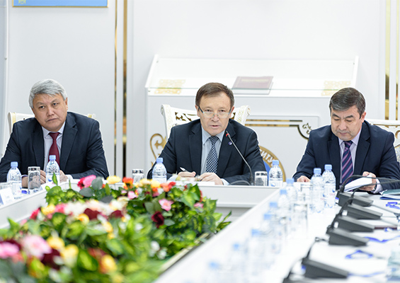 Ұлттық терминқорды жүйелеудің теориялық және ғылыми –тәжірибелік негіздері